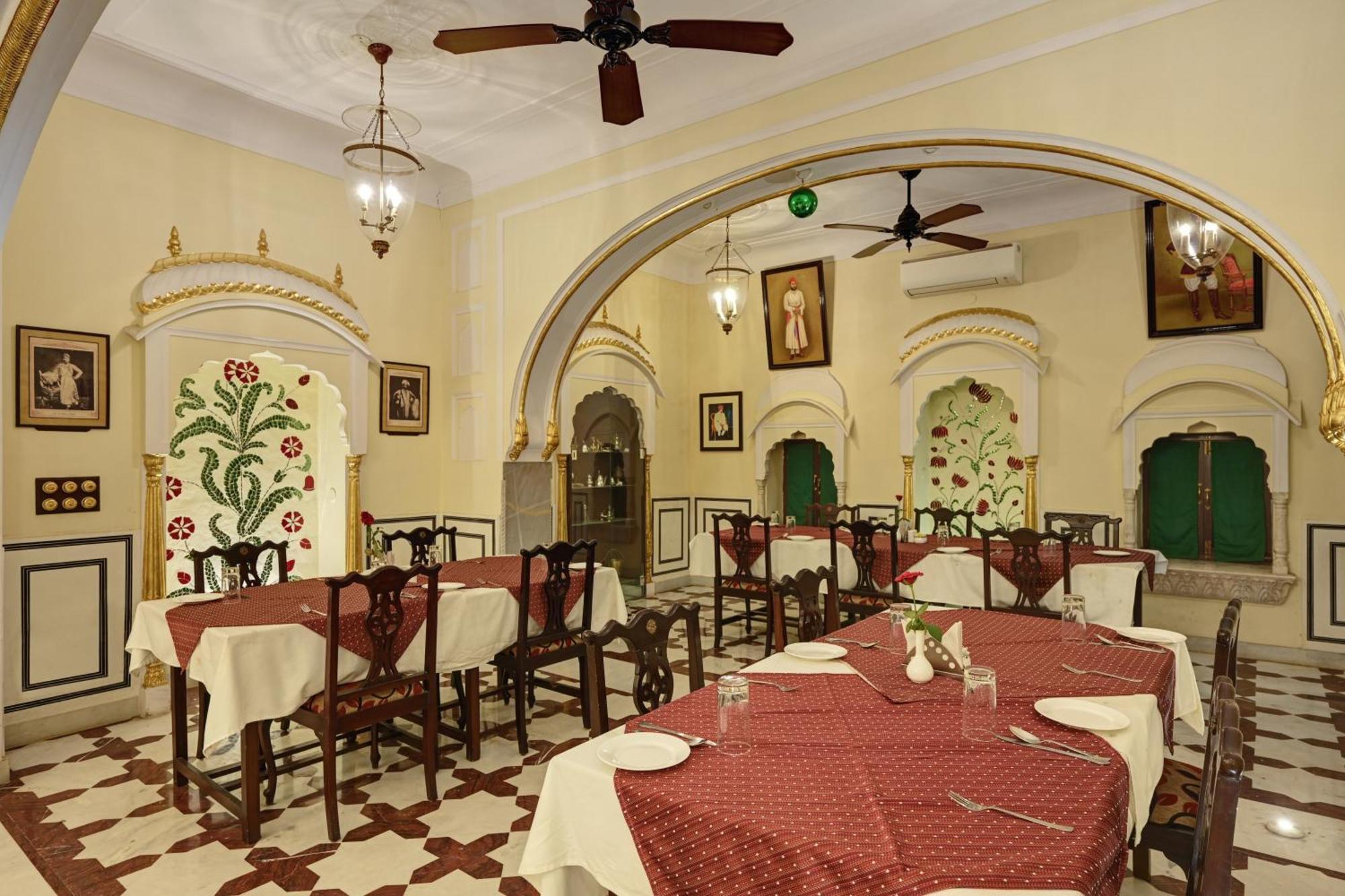 فندق شاهبورا هافيلي Shāhpura المظهر الخارجي الصورة