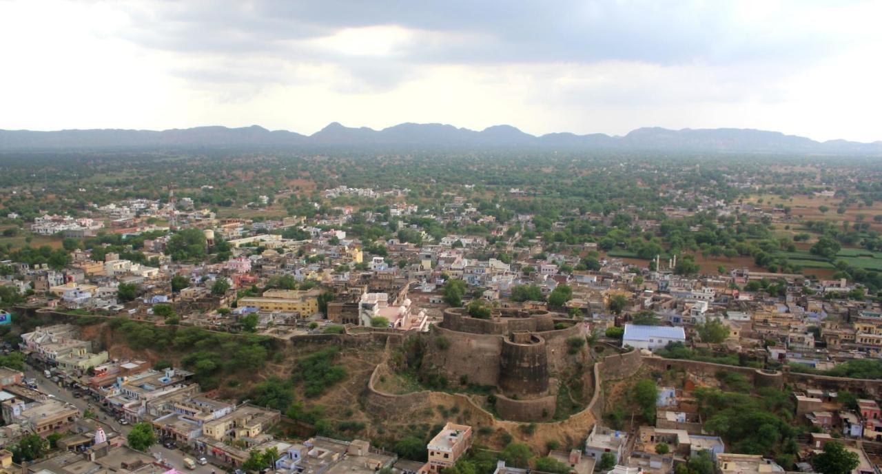 فندق شاهبورا هافيلي Shāhpura المظهر الخارجي الصورة